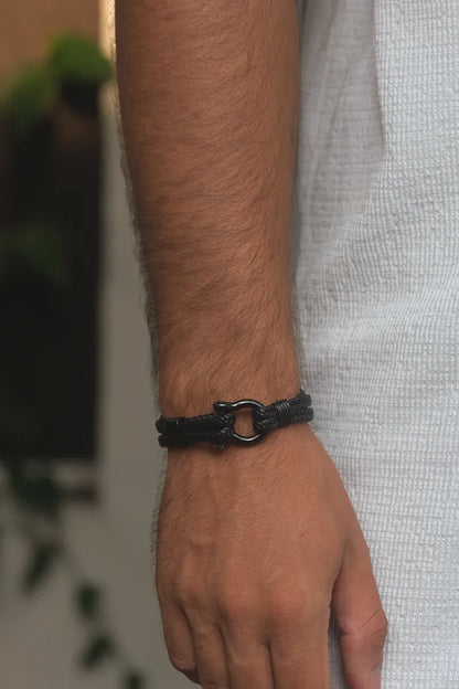 Buckle Black Bracelet