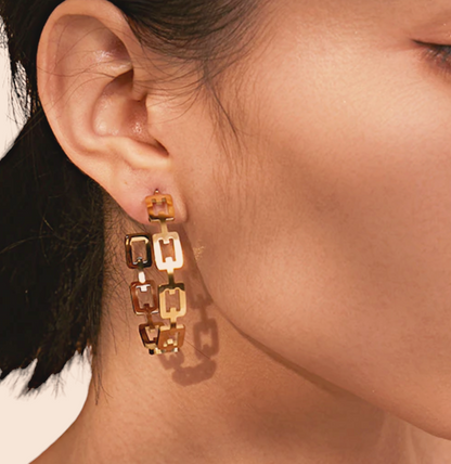 <tc>Chain Earrings</tc>